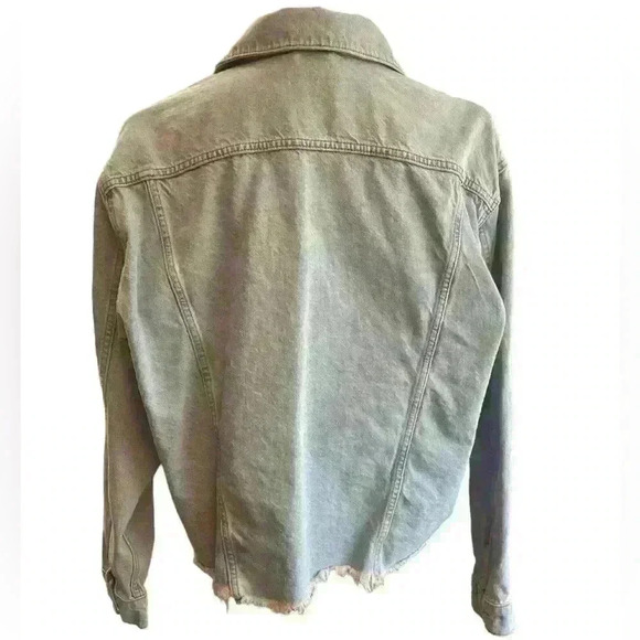 TOPSHOP light blue faded Unfinished bottom hem JEAN JACKET never worn 14 - Picture 2 of 10